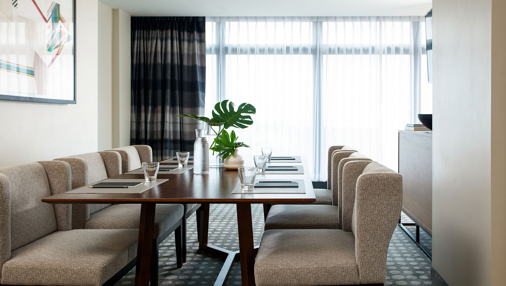 Overland Meeting Room